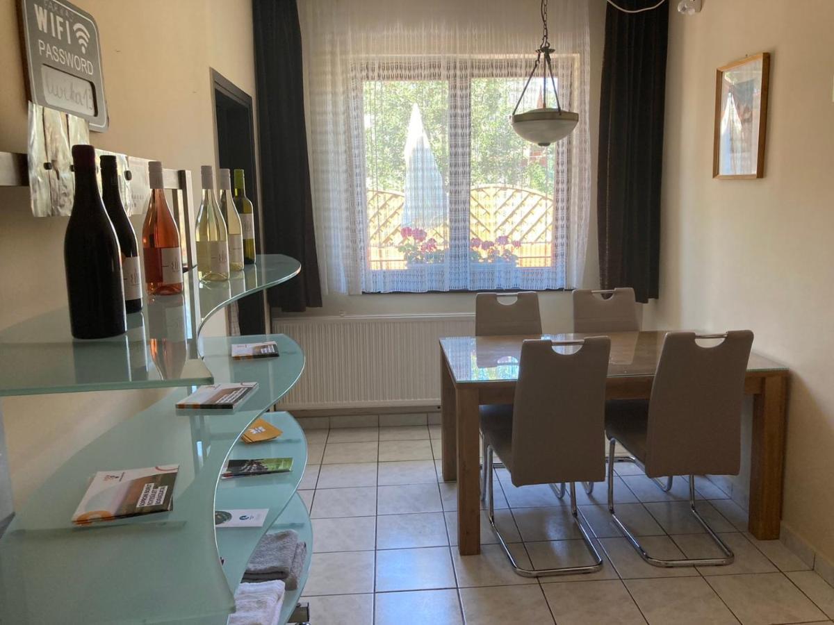 Hotel Farkas Vendeghaz Šoproň Exteriér fotografie