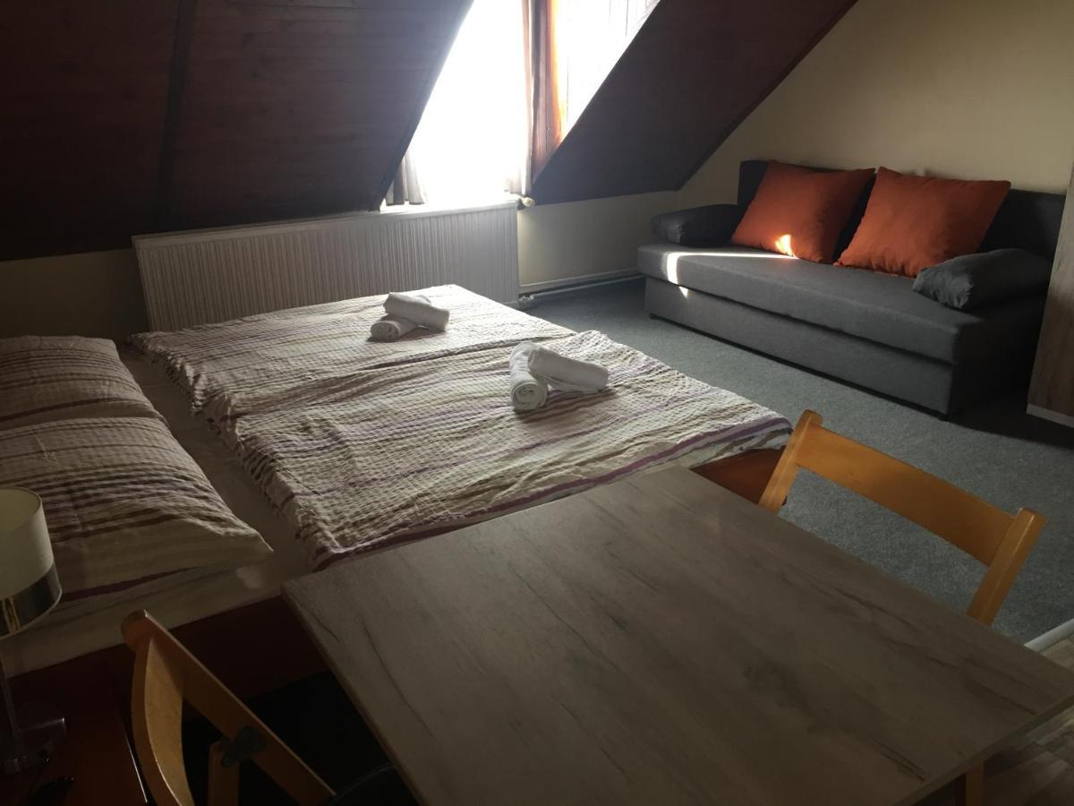 Hotel Farkas Vendeghaz Šoproň Exteriér fotografie
